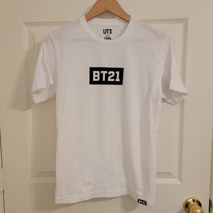 Uniqlo BT21 Character Shirt